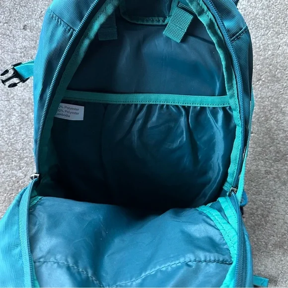 Embark 14L Hydration Backpack - Picture 3 of 4